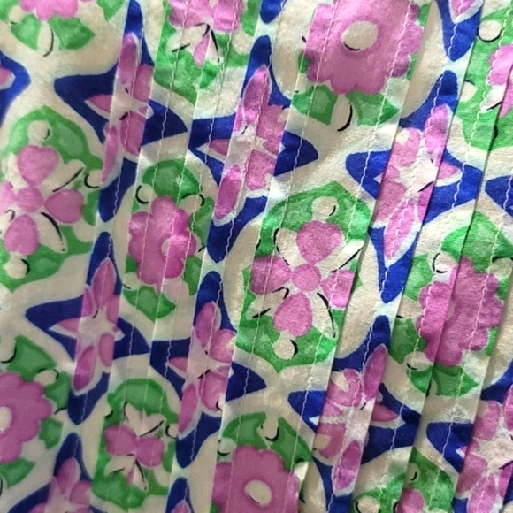 Talbots Split Neck Pin-tuck Top - Medallion Size XL - Picture 6 of 13